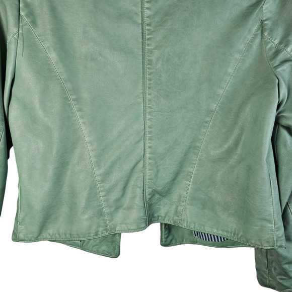 Chicos mint green pleather vegan open front jacket shoulder details size 1 - Picture 10 of 12